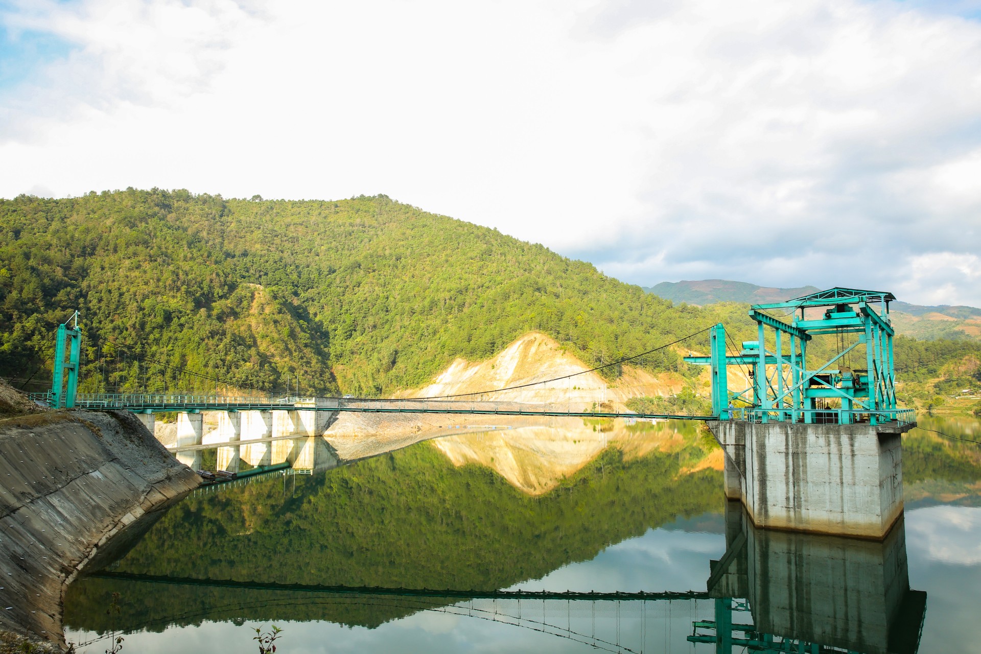 Thủy điện Khao Mang Thượng